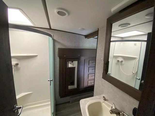 2018 Forest River Cherokee - Image 14 of 21