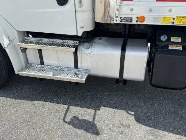 2018 Triumph - Image 18 of 21