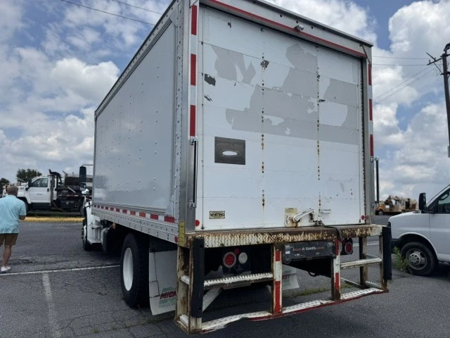 2018 Freightliner - Image 7 of 21