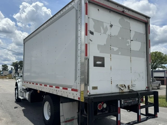 2018 Freightliner - Image 16 of 21