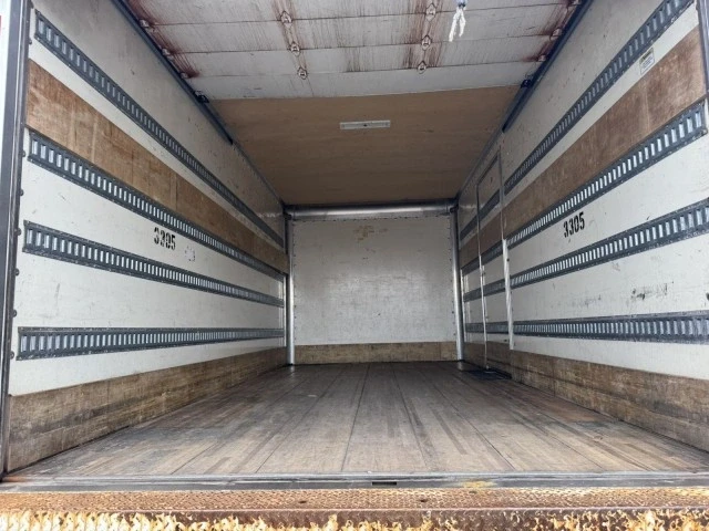 2018 Freightliner - Image 11 of 21