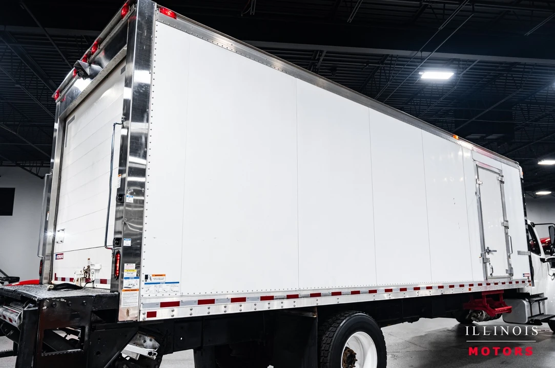 2018 Freightliner - Image 6 of 21