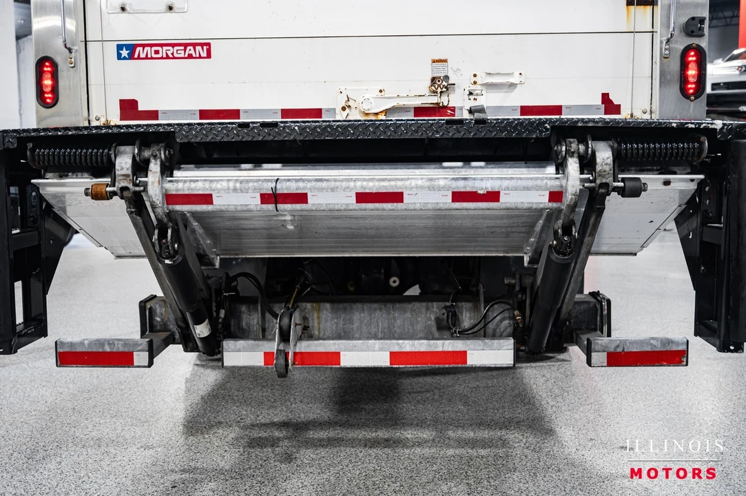 2018 Freightliner - Image 17 of 21