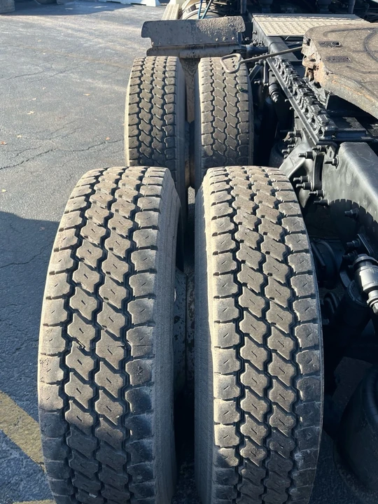 2018 Freightliner - Image 5 of 11