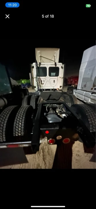 2018 Freightliner - Image 3 of 5