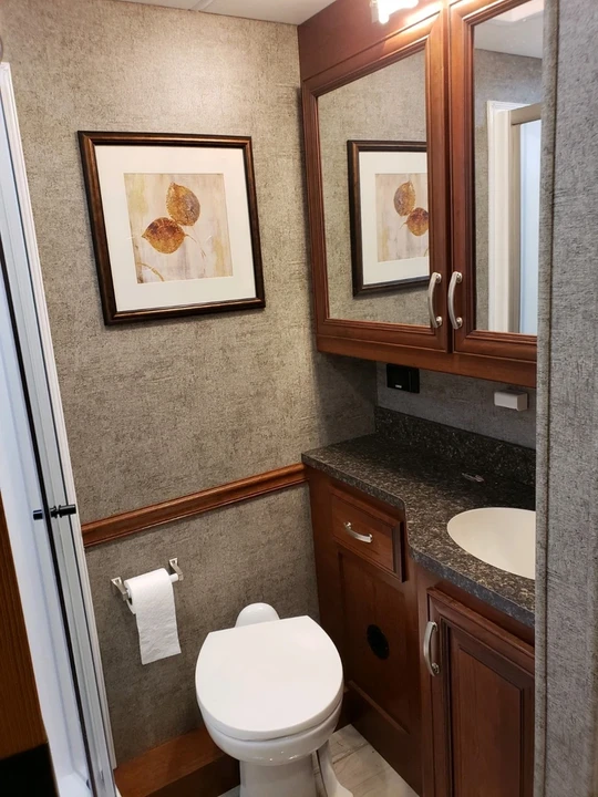 2018 Freightliner - Image 15 of 15