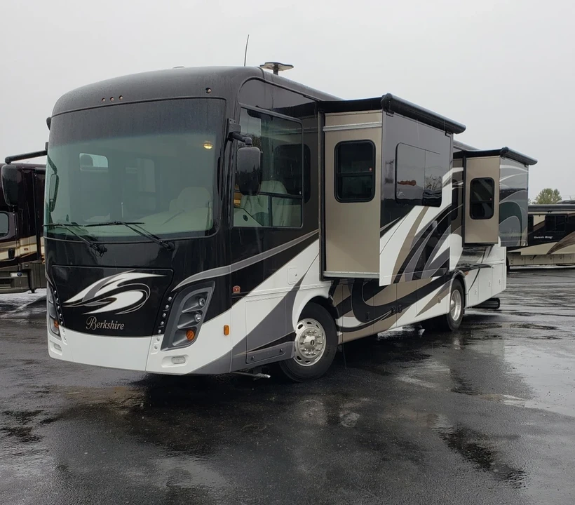 2018 Freightliner - Image 4 of 15