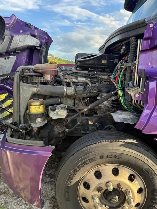 2018 Freightliner - Image 8 of 13