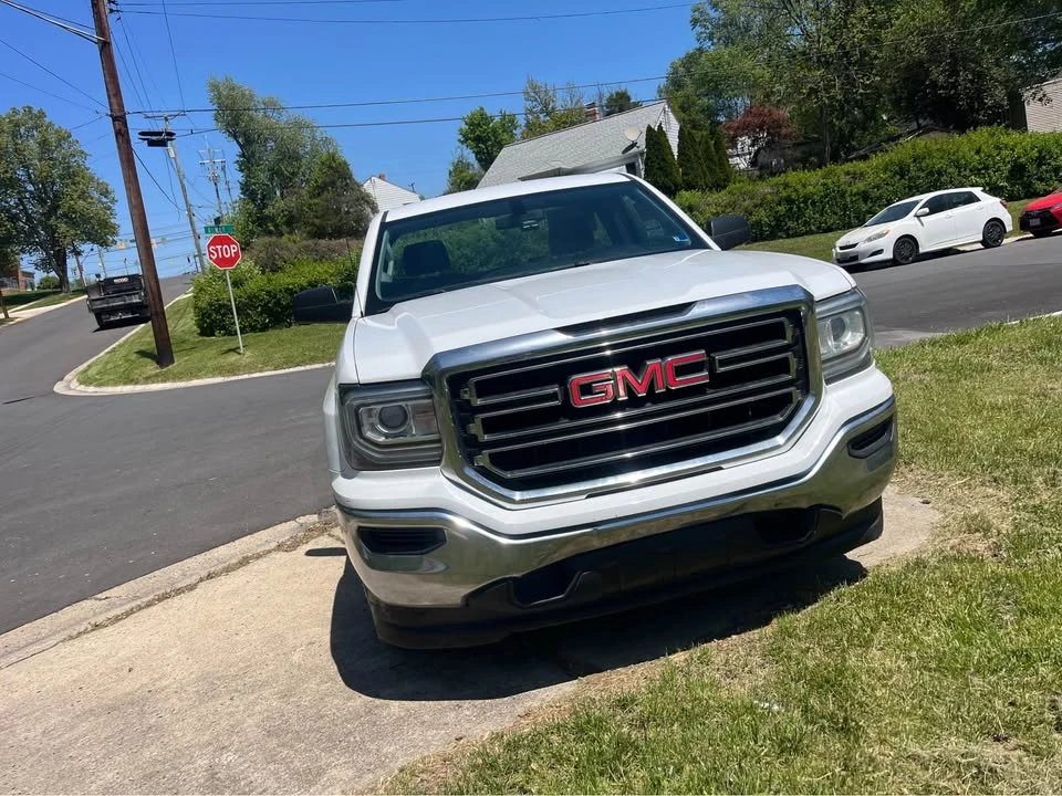 2018 GMC Sierra 4th Gen - Image 8 of 15