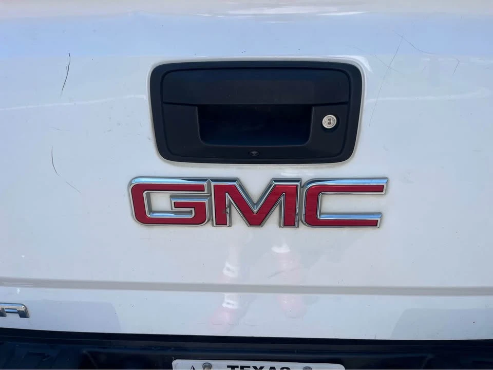 2018 GMC Sierra 4th Gen - Image 10 of 15