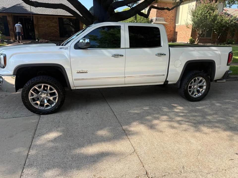 2018 GMC Sierra 4th Gen - Image 3 of 9