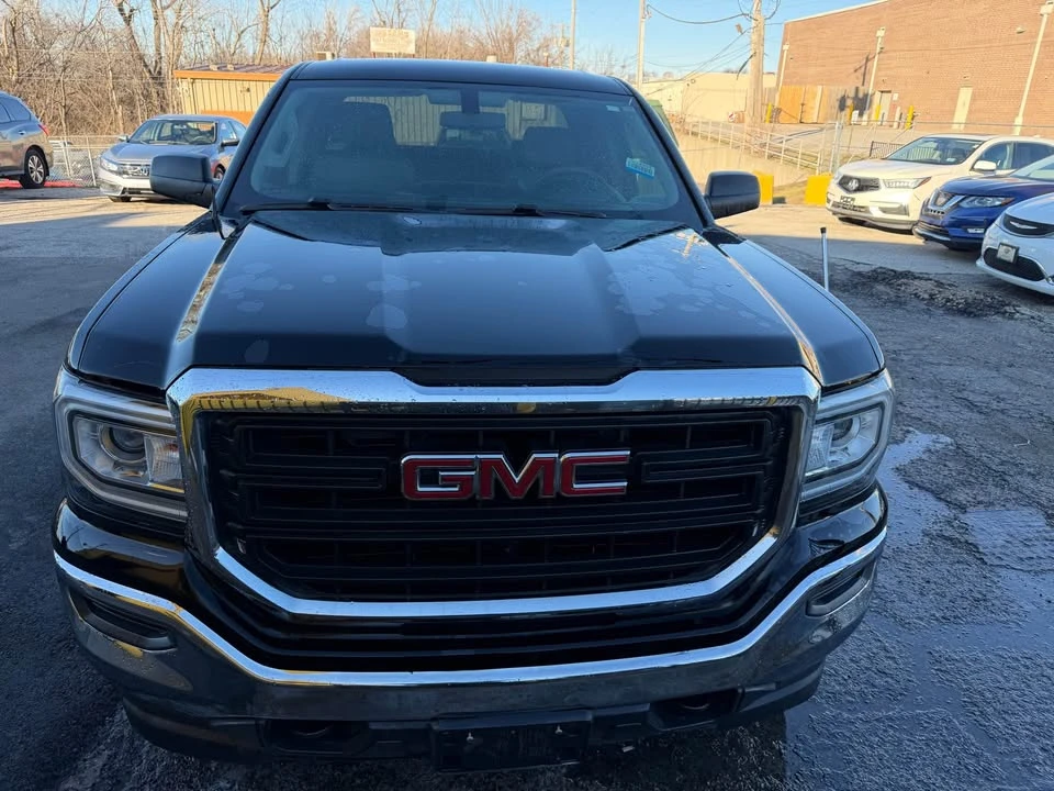 2018 GMC Sierra 4th Gen - Image 4 of 11