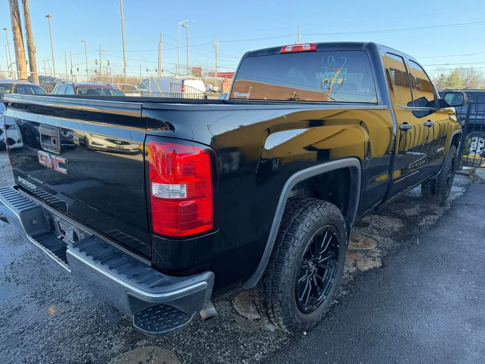 2018 GMC Sierra 4th Gen - Image 5 of 11
