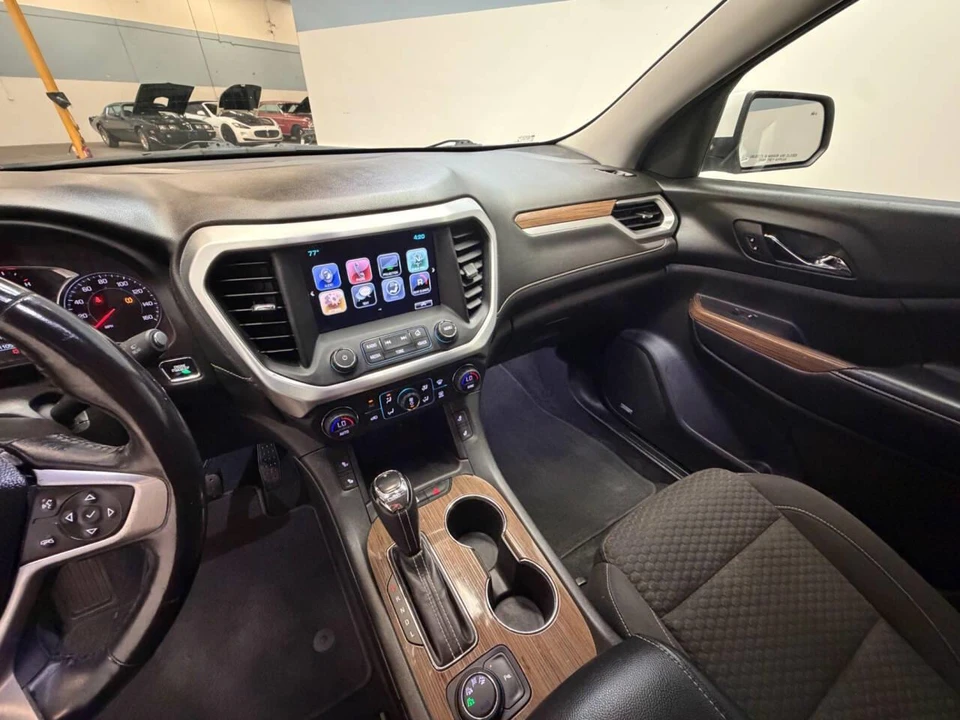 2018 GMC Acadia - Image 23 of 31