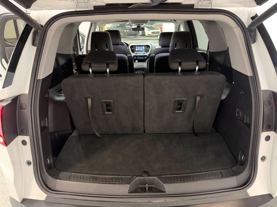 2018 GMC Acadia - Image 27 of 31