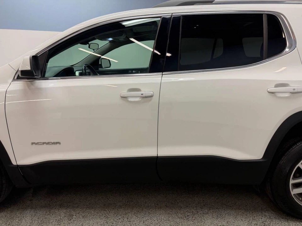 2018 GMC Acadia - Image 18 of 31
