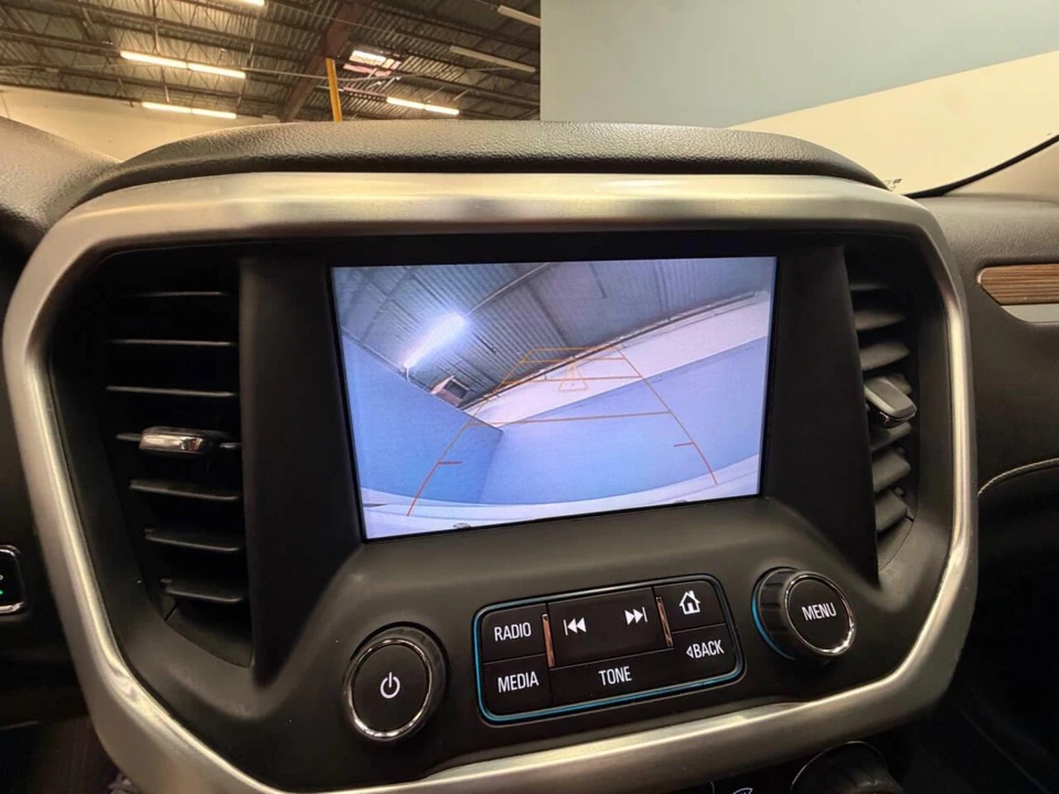 2018 GMC Acadia - Image 24 of 31