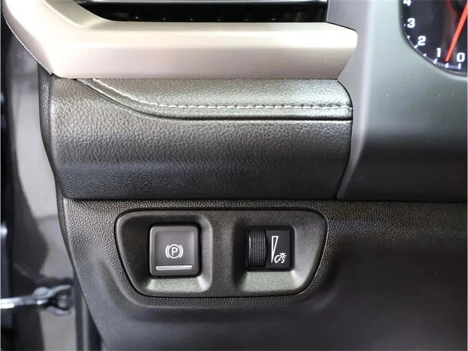 2018 GMC Acadia - Image 13 of 31