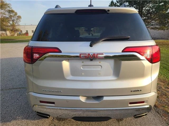 2018 GMC Acadia - Image 4 of 12