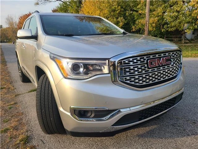 2018 GMC Acadia - Image 7 of 12