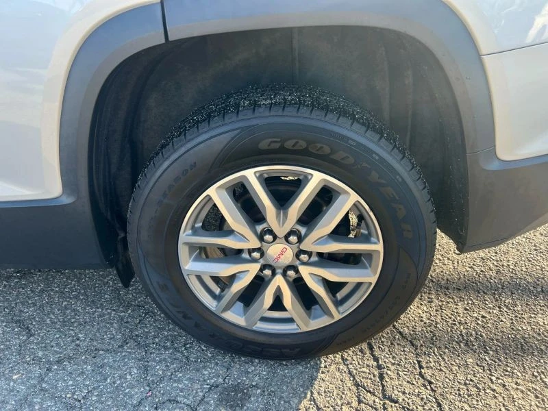 2018 GMC Acadia - Image 11 of 12