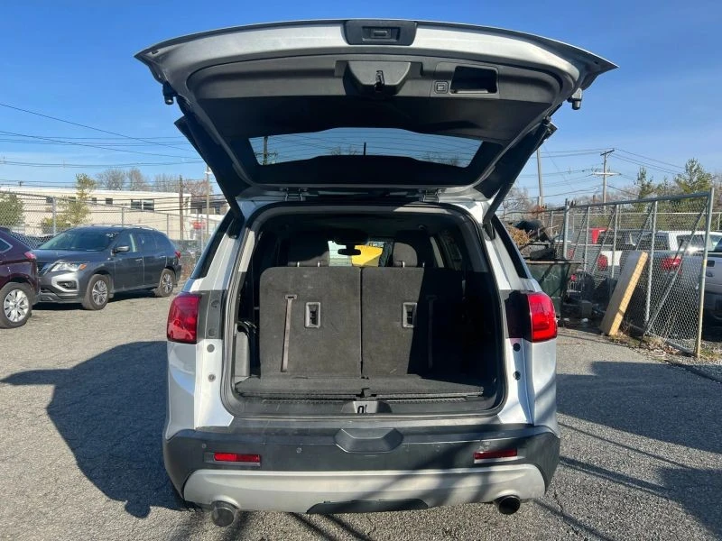 2018 GMC Acadia - Image 9 of 12