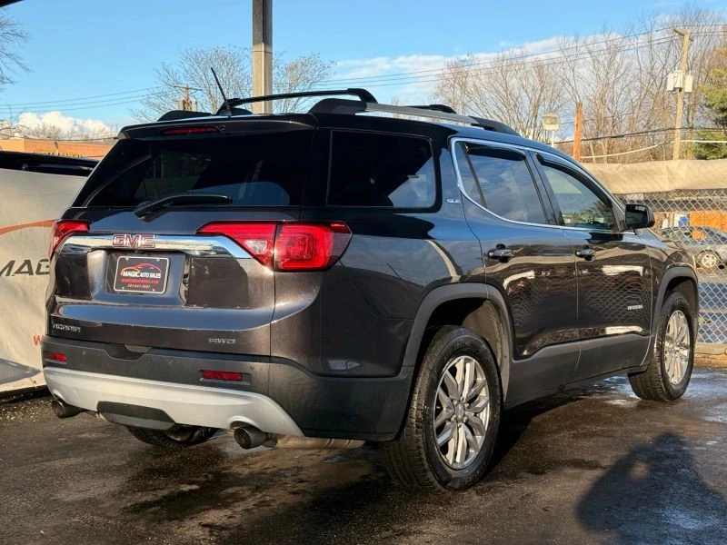 2018 GMC Acadia - Image 9 of 12