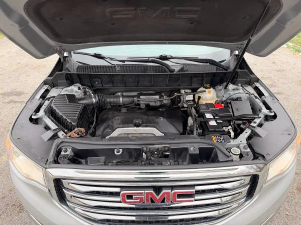 2018 GMC Acadia - Image 12 of 19