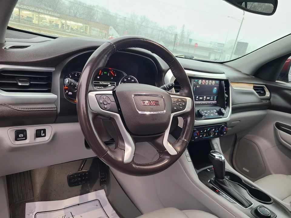 2018 GMC Acadia - Image 9 of 21