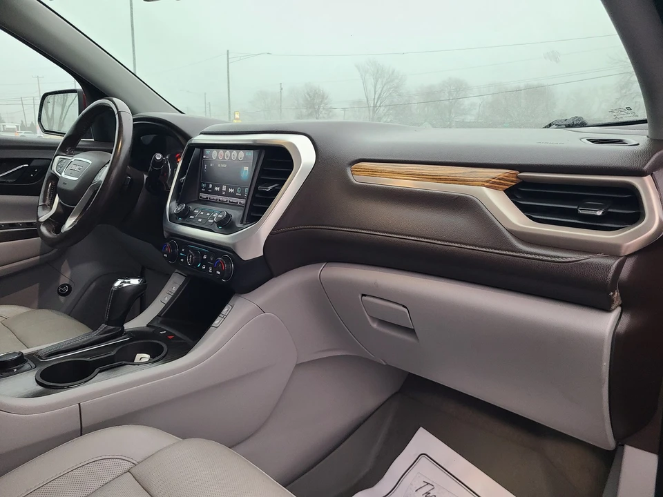 2018 GMC Acadia - Image 18 of 21
