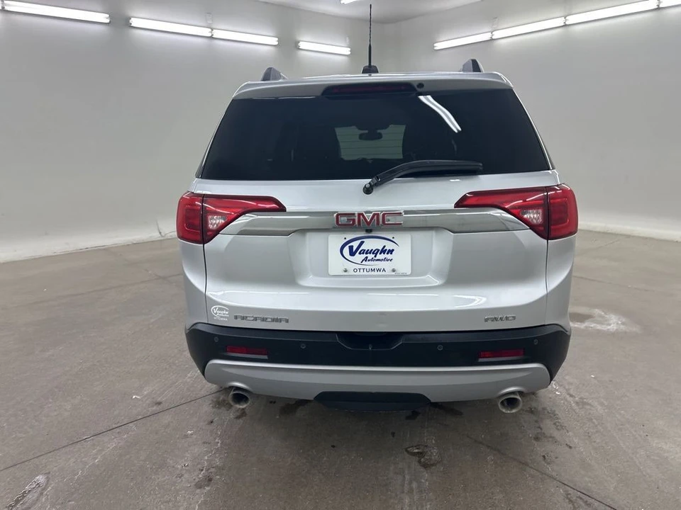 2018 GMC Acadia - Image 9 of 12
