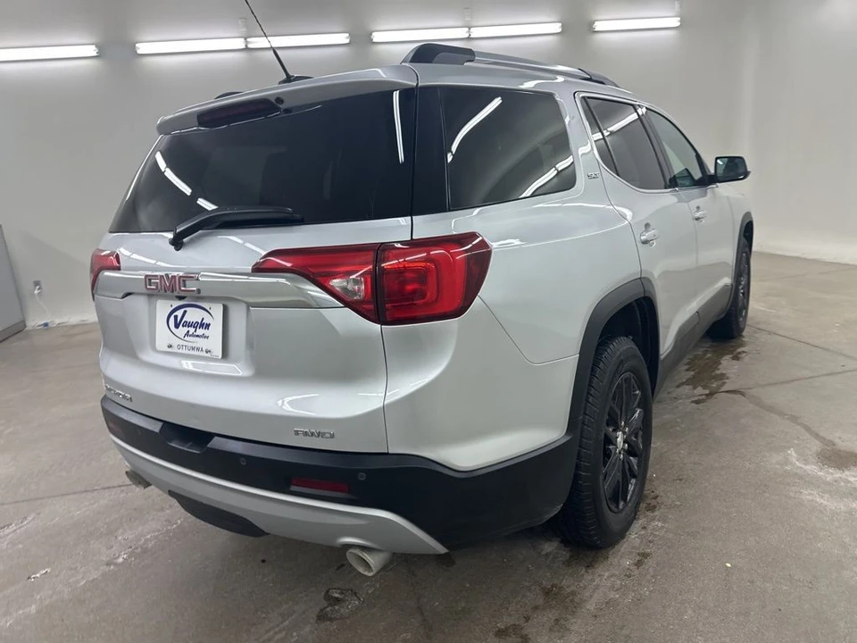 2018 GMC Acadia - Image 11 of 12