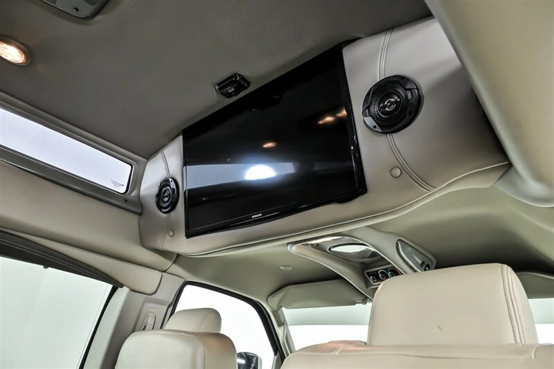 2018 GMC Savana - Image 18 of 21