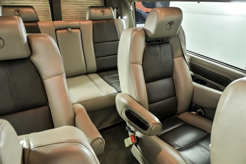 2018 GMC Savana - Image 15 of 21
