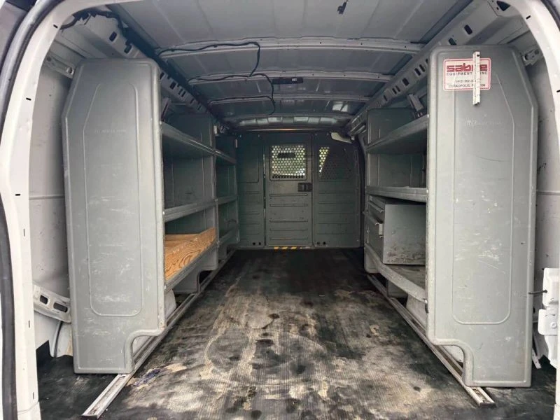 2018 GMC Savana - Image 6 of 12