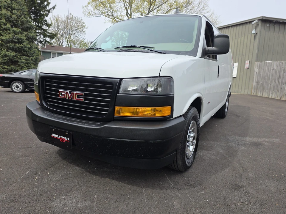 2018 GMC Savana - Image 2 of 31