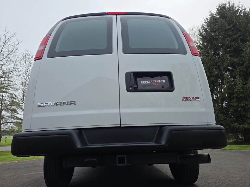 2018 GMC Savana - Image 27 of 31