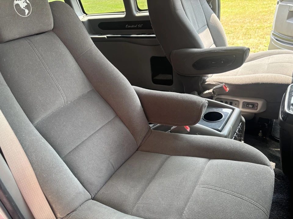2018 GMC Savana - Image 23 of 24