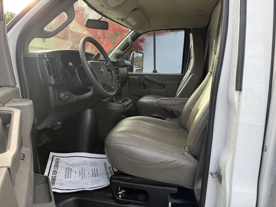 2018 GMC Savana - Image 16 of 21