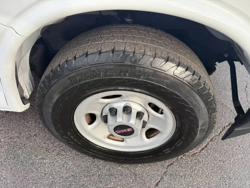 2018 GMC Savana - Image 12 of 12