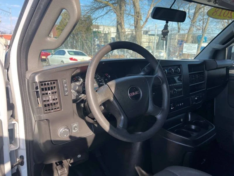 2018 GMC Savana - Image 10 of 12