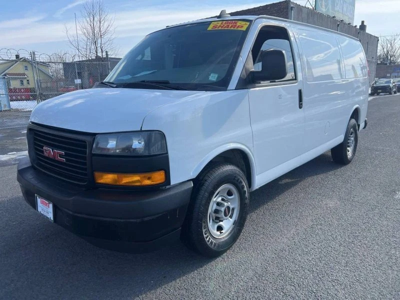 2018 GMC Savana - Image 8 of 12