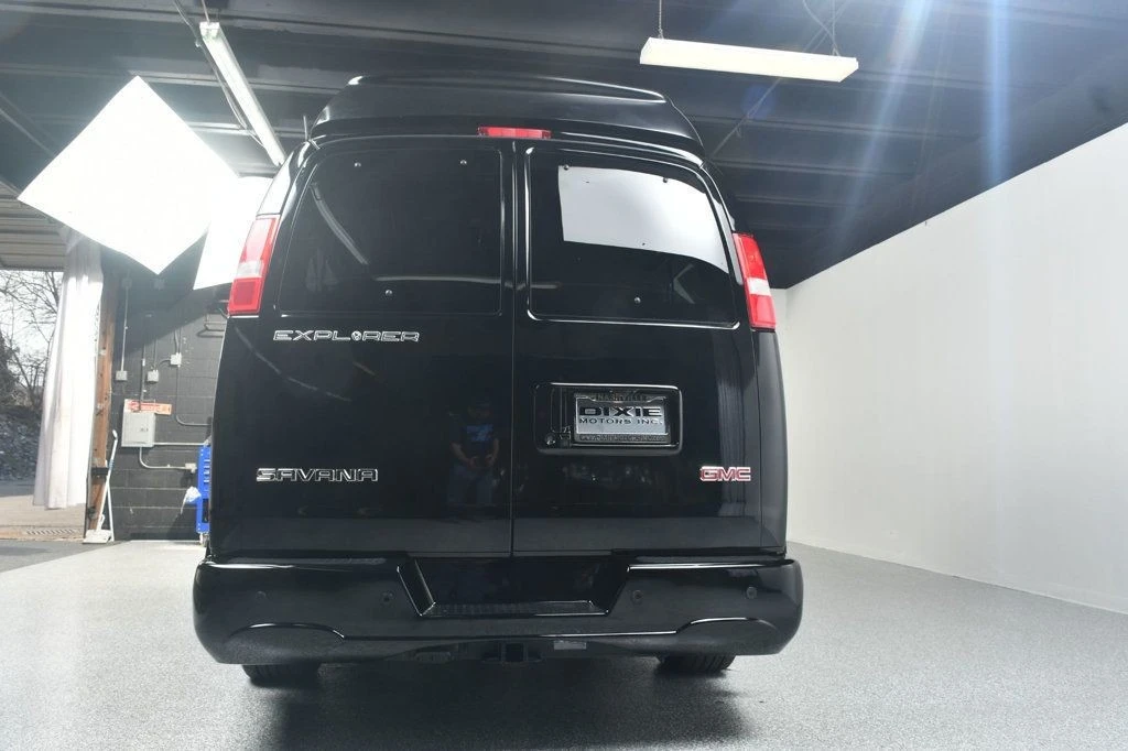 2018 GMC Savana - Image 12 of 12