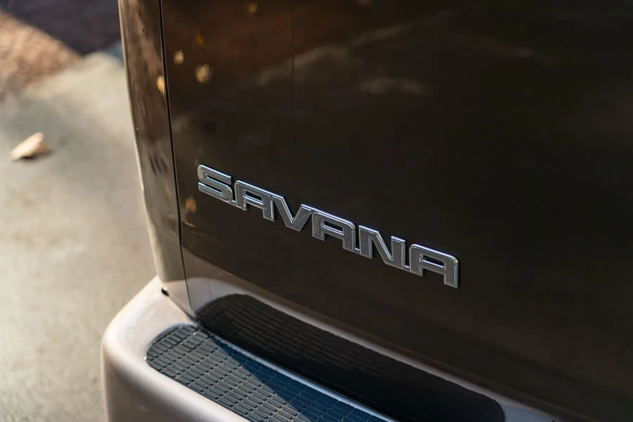 2018 GMC Savana - Image 7 of 29