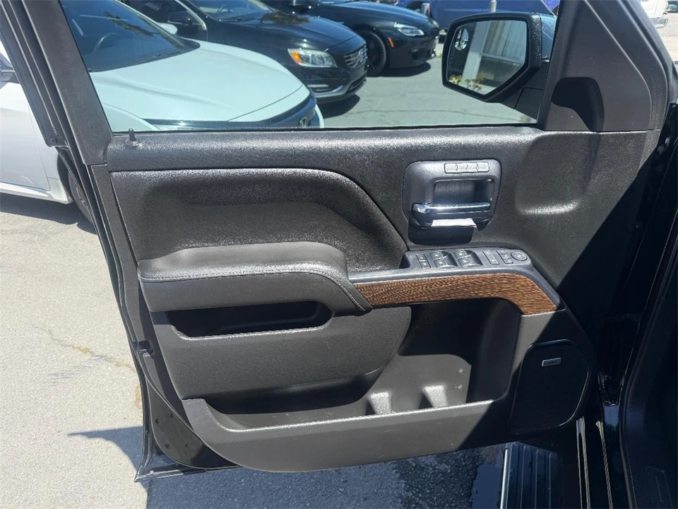 2018 GMC Sierra 4th Gen - Image 11 of 30