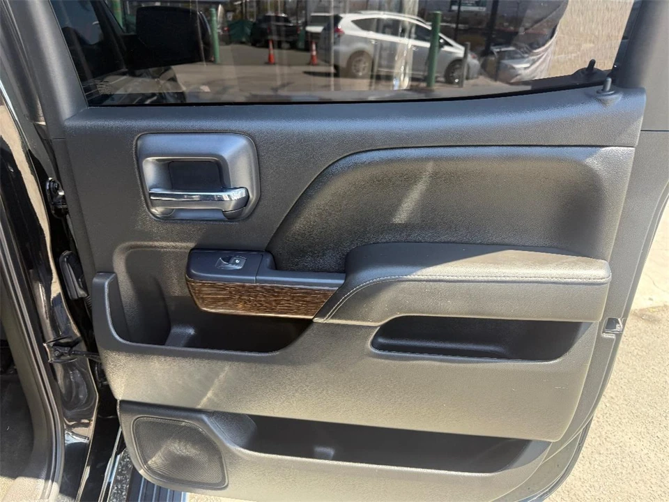 2018 GMC Sierra 4th Gen - Image 19 of 30