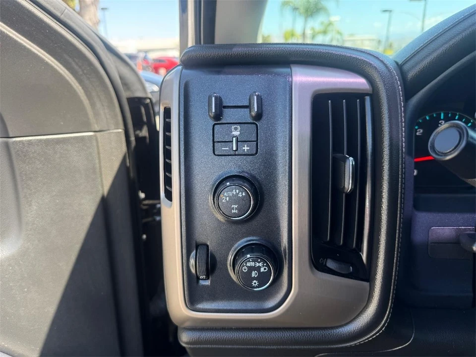 2018 GMC Sierra 4th Gen - Image 21 of 30