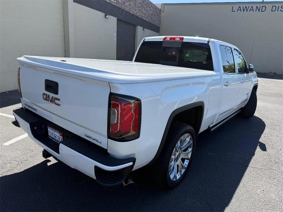 2018 GMC Sierra 4th Gen - Image 8 of 29
