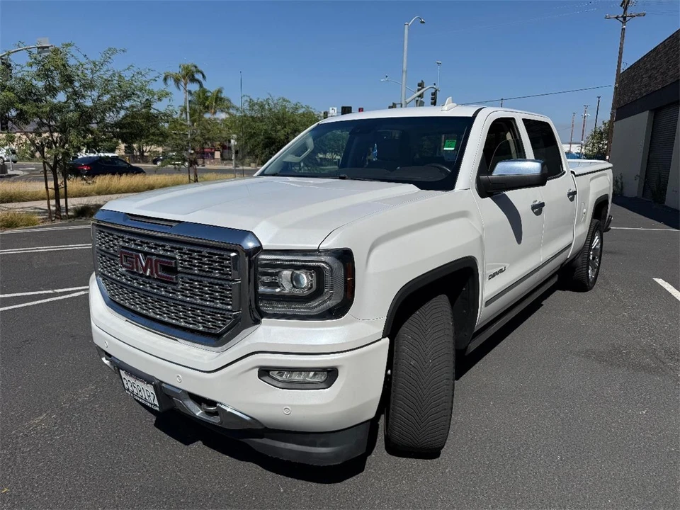 2018 GMC Sierra 4th Gen - Image 5 of 29
