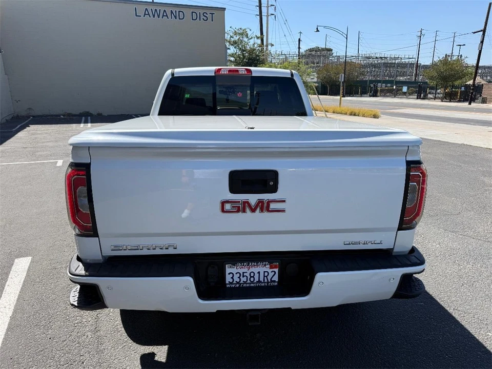 2018 GMC Sierra 4th Gen - Image 9 of 29